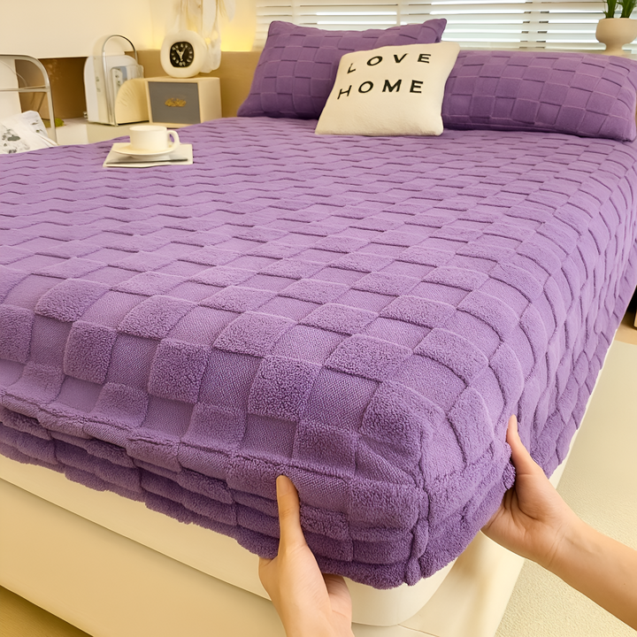 Gemütliches Heimtextil: Flauschiges Winterbettlaken, weich und warm. Ideales Spannbettlaken für Ihr Schlafzimmer.
