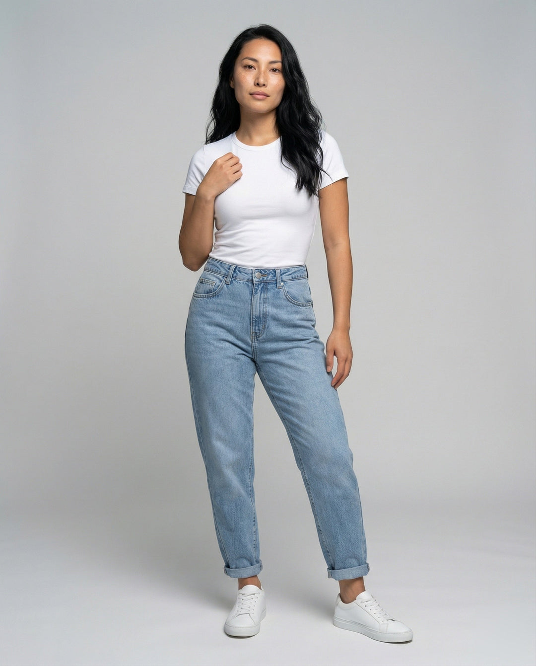 Bequeme, konisch zulaufende Damenhose für Alltag & Freizeit. Moderner Tapered Fit für optimalen Komfort und Stil.