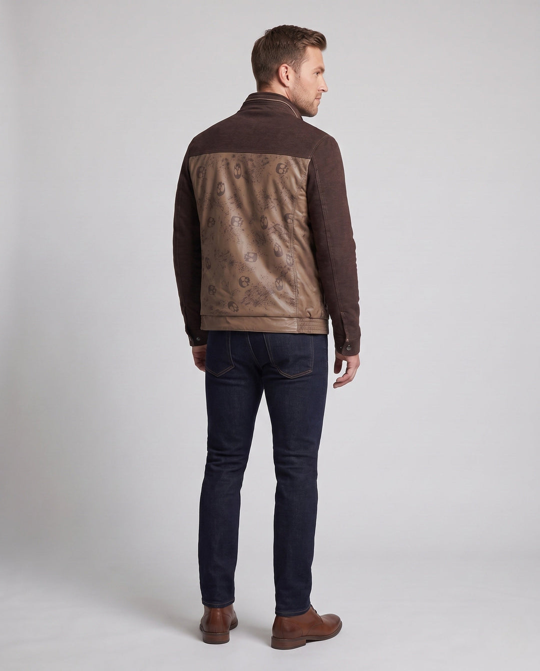 Moderne Herren Hybrid-Übergangsjacke im urbanen Stil; perfekt als leichte Frühlings- & Herbstjacke.