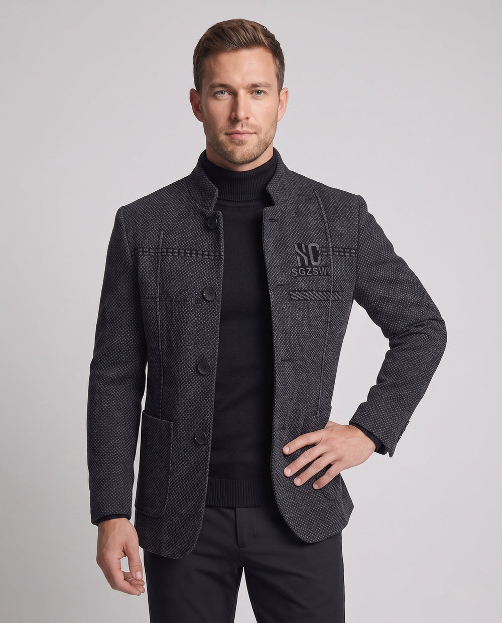 Eleganter Herren Kurzblazer mit Stehkragen. Ideal als warmer Winterblazer oder stilvolle Freizeitjacke für Männer.