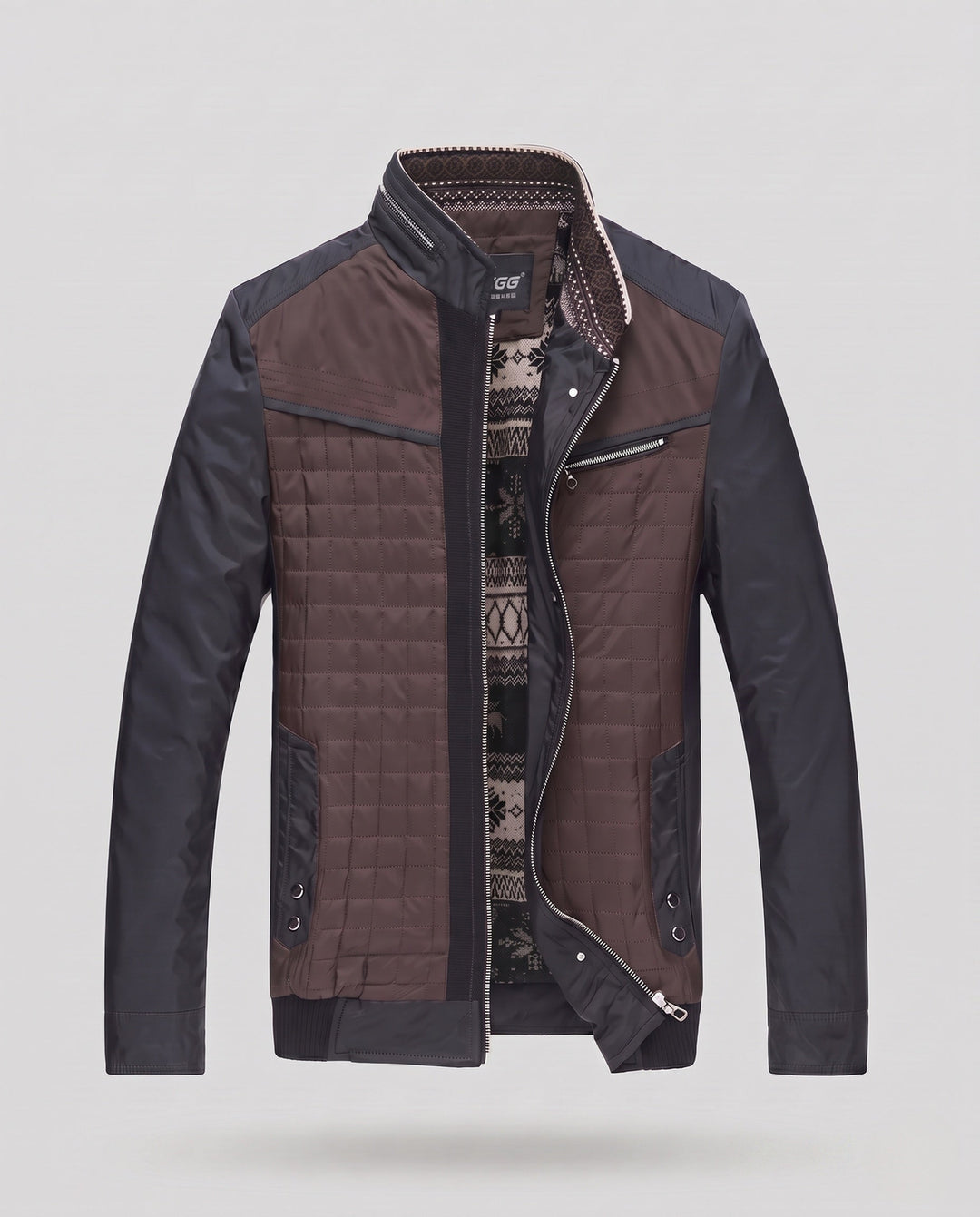 Detailaufnahme: Gesteppte Textur der modernen Herrenjacke, Reißverschluss, Brusttasche, Stehkragen. Elegant.