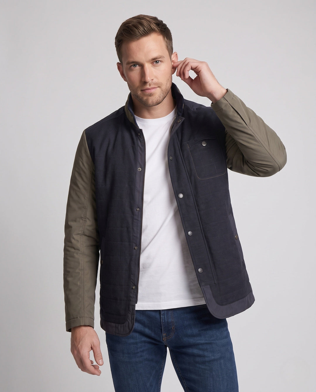 Modische Herren Übergangsjacke, Steppjacke mit Stehkragen. Perfekt für Urban, Alltag und Freizeit im Herbst.