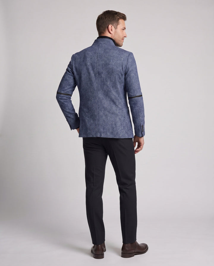 Modische Herren-Übergangsjacke mit Stehkragen. Slim Fit, ideal für Frühling und Herbst.