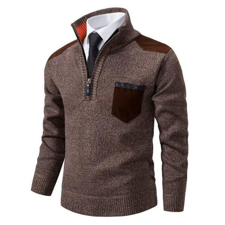 Feiner Kaschmir-Herrenpullover Archer mit elegantem Halb-Reißverschluss-Kragen, Detailansicht der hochwertigen Strickart.