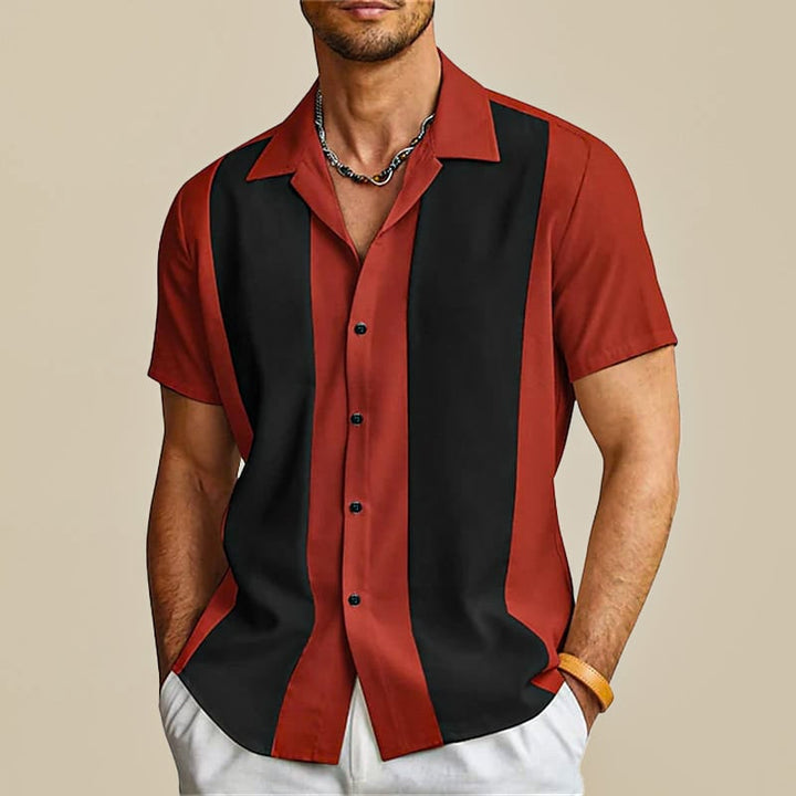 Detailliertes Herren Kurzarmhemd in Colorblock-Optik. Weicher Stoff, ideal für stylische Herrenmode.