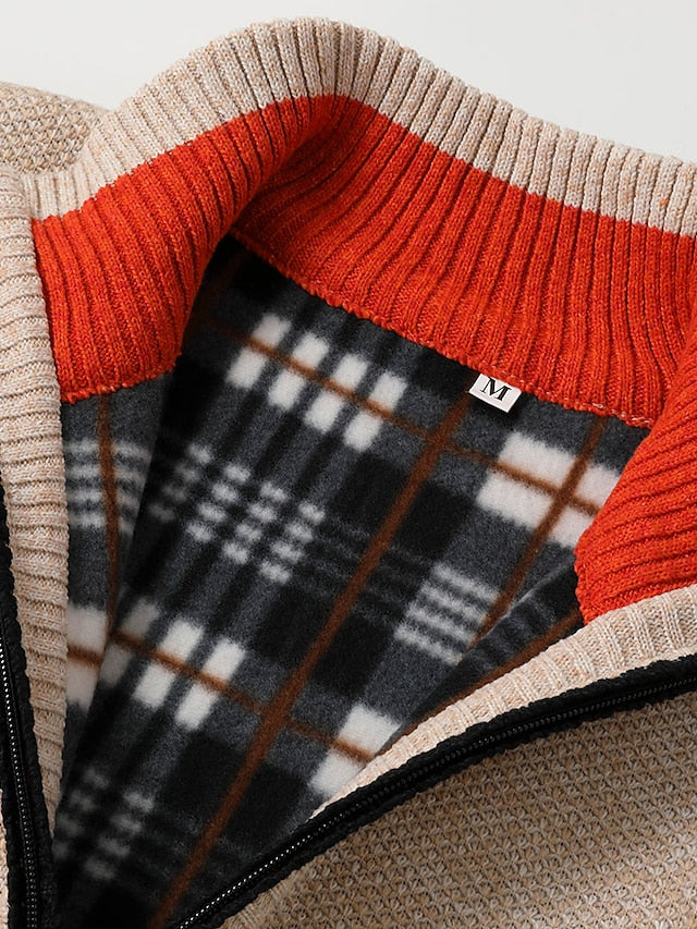 Dunkelgraue Herren Strickjacke mit Reißverschluss, Stehkragen, ideal für den Übergang.