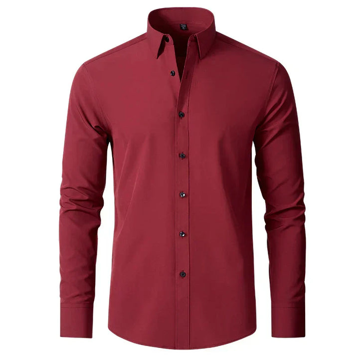 Vielseitiges knitterfreies Herrenhemd, perfekt für Smart Casual Looks und bequemen Frühjahrs-Business-Stil.