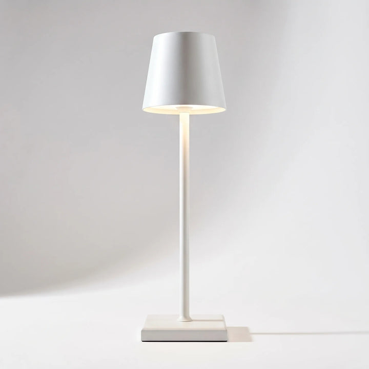 Kabellose LED-Tischlampe, dimmbar, akkubetrieben. Ideal für gemütliches Ambiente innen & außen.