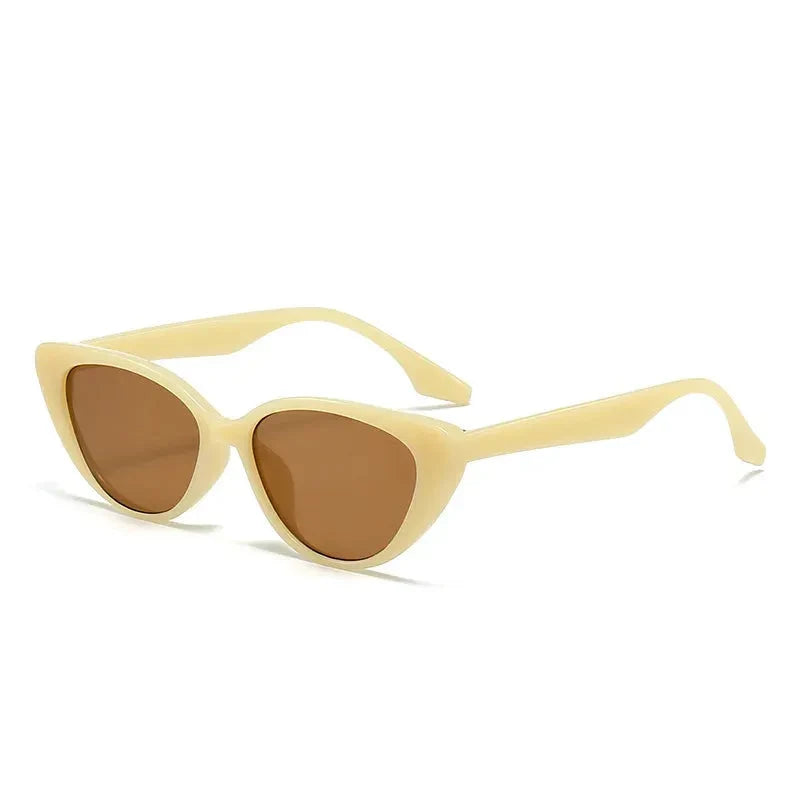 Leichte Damen Cat-Eye Sonnenbrille im Retro-Vintage-Stil. Ein modisches und vielseitiges Accessoire.