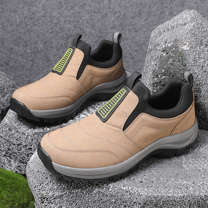 Robuster Damen Wanderschuh, gedämpft und trittfest, perfekt für Outdoor-Abenteuer und lange Spaziergänge.