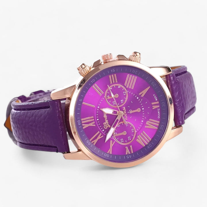 Minimalistische Damenuhr "Camille" mit braunem Lederarmband, wasserdicht und sehr elegant.
