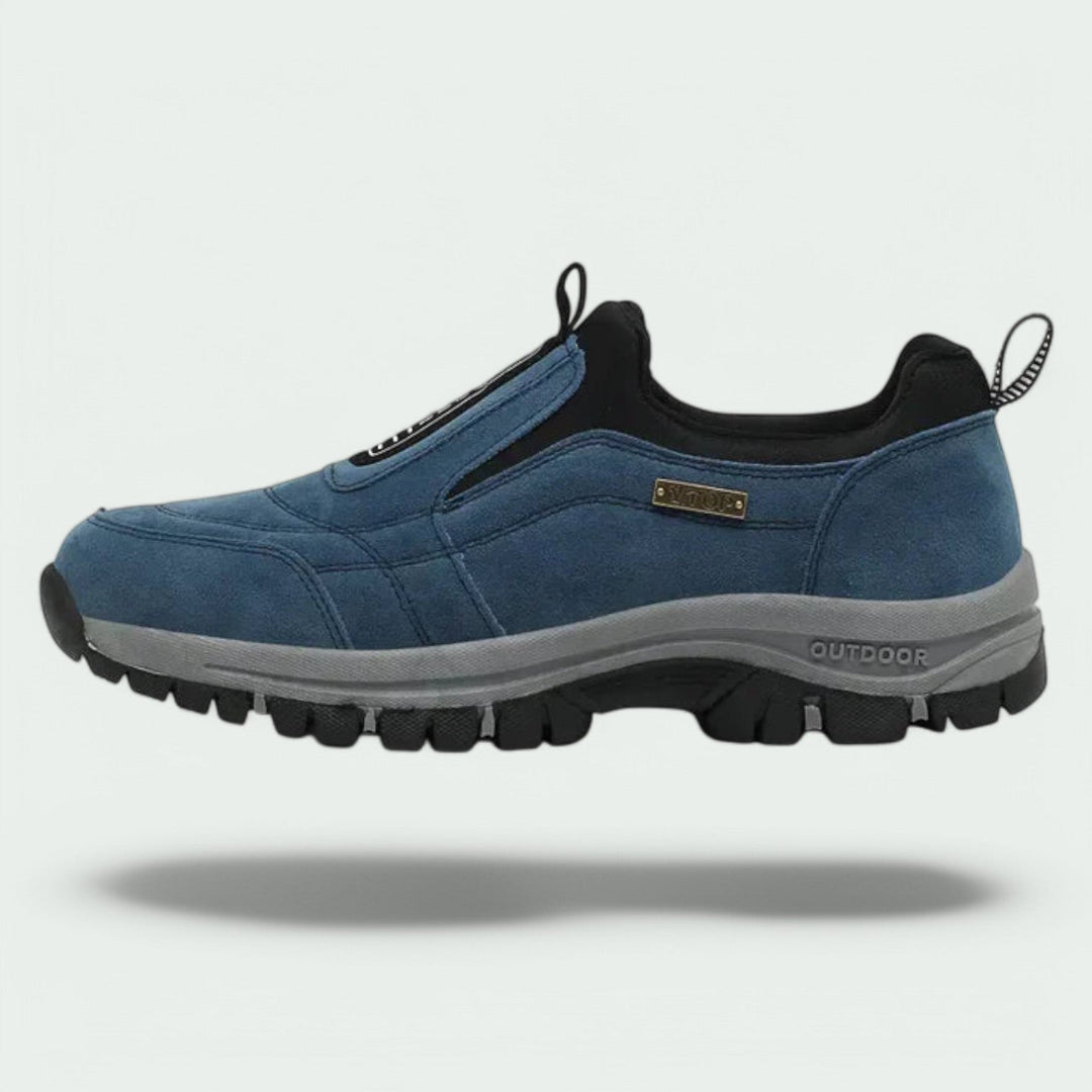 Bequeme Herren Komfortschuhe in Weitschnitt-Passform, perfekt als Alltagsschuhe und für Freizeitaktivitäten.