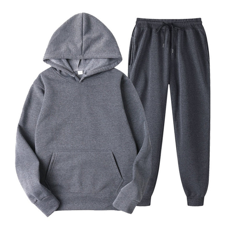 Damenmode: Bequemer Jogginganzug in Pastellrosa, stilvoll & funktional für Freizeit und leichte Workouts.