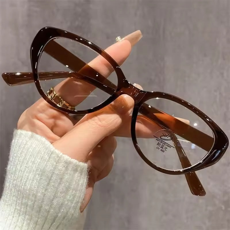 Gamer & Büroarbeiter: Unisex Anti-Blaulicht-Brille für gesunden Augenschutz und Sehkomfort bei langer Bildschirmzeit.