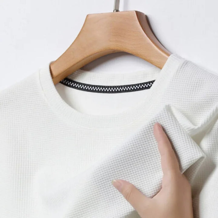 Vielseitiges Herren Basic T-Shirt mit atmungsaktiver Waffelstruktur für jeden Tag.