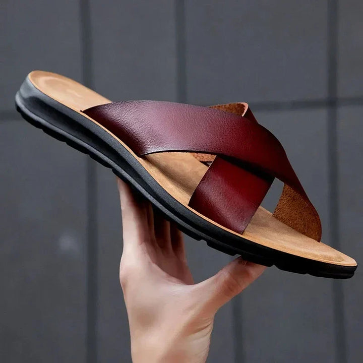 Herren Pantoletten Lorenzo, elegant & bequem für Strand, Reise und Freizeit. Must-have Sommerschuhe.