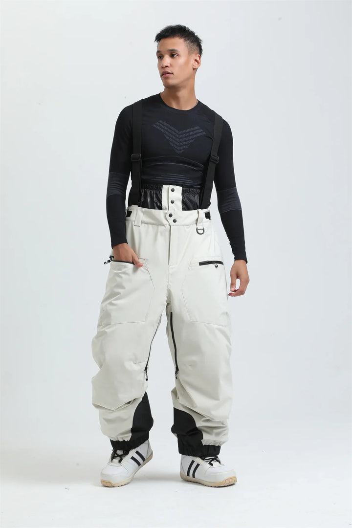 Vielseitige Unisex Schneehose mit verstellbaren Hosenträgern, wasserdicht & wärmend bei Kälte.