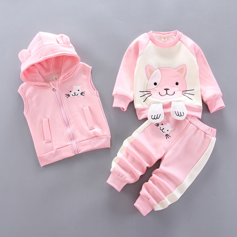Winterbekleidungsset für Jungen und Mädchen, dick gefüttert und schützend vor Kälte.
