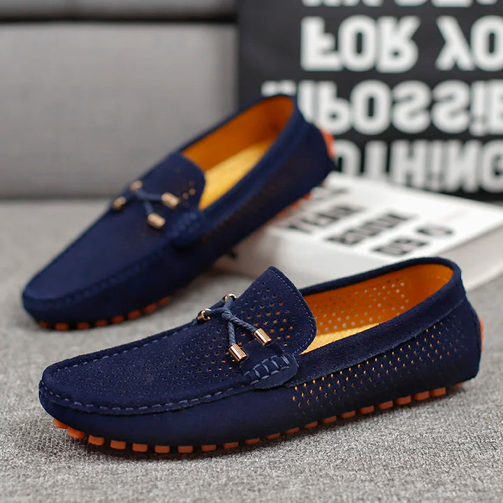 Smarte perforierte Herren-Slip-On-Loafer, perfekt als Freizeitschuhe oder für Business Casual.