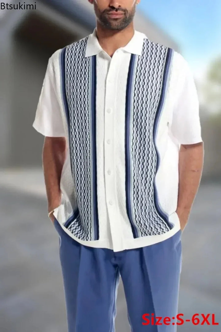 Stilvoller Herren Casual-Set mit langärmligem Hemd und bequemer Hose für Freizeit.