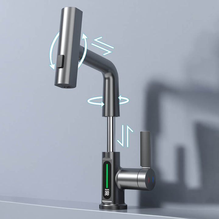 Premium Spültischarmatur mit LED-Anzeige, flexibler Brausefunktion & modernem Messing-Look.