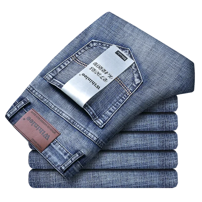 Stilvolle Herren-Jeans mit geradem Bein in Grau. Zeitloser Alltagsbegleiter, vielseitig kombinierbar für Herren.
