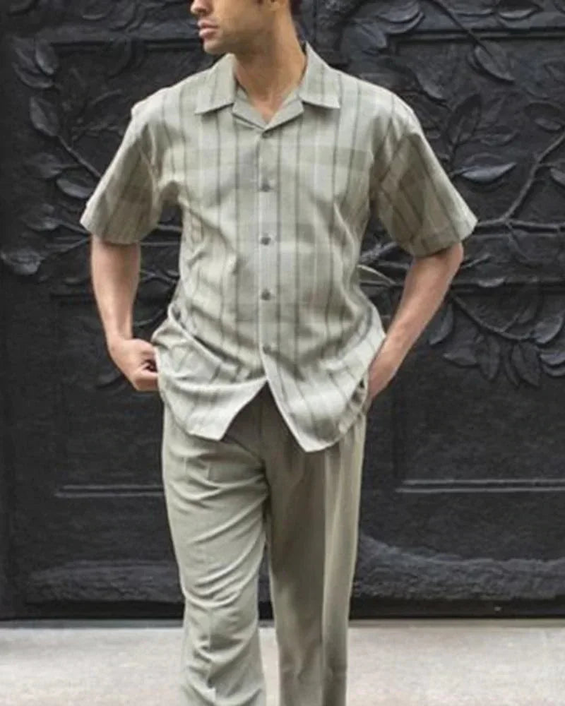 Freizeit Herren Outfit: Leinenhemd und Hose, perfekt für den Sommer und entspannte Anlässe.