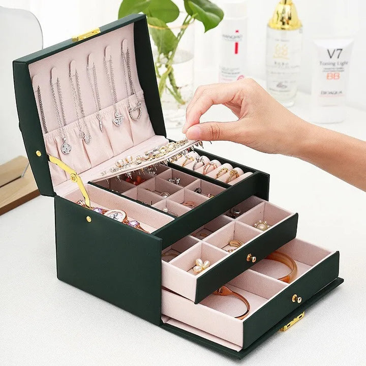 Moderne Damen Schmuckbox mit 3 Schubladen. Perfekt als Schmuckorganizer für Ringe & Ketten.
