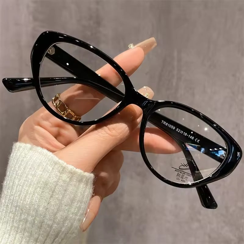 Elegante Unisex Anti-Blaulicht-Brille mit Blaulichtfilter für effektiven Augenschutz und Sehkomfort.