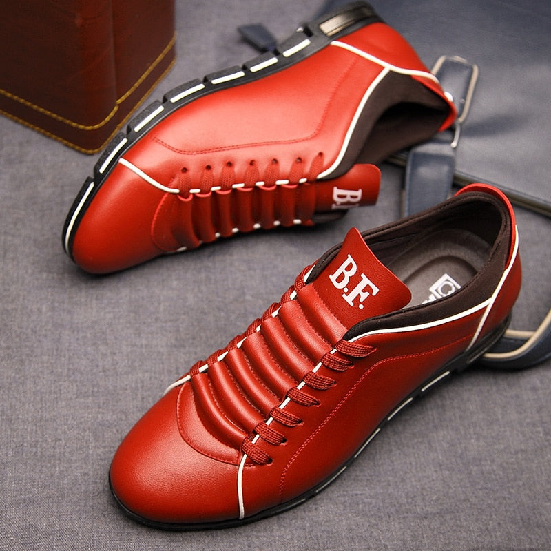 Stilvolle Herren-Sneaker als Komfortschuhe für Männer. Bequeme Sportschuhe & Alltagsschuhe.