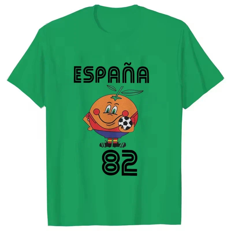 Unisex Fußball-T-Shirt mit Naranjito Figur aus Spanien 82; stylisches Retro-Design, perfekt als Fanartikel.