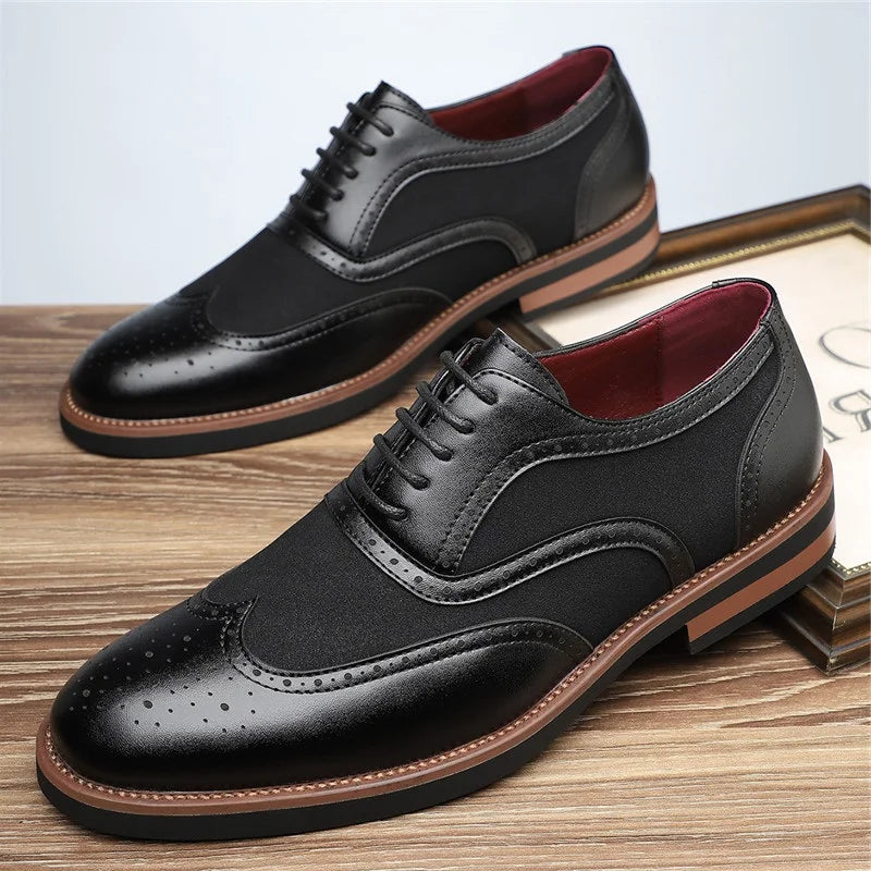 Zweifarbige Herren Oxford Schuhe, elegant für Business & Freizeit. Hochwertig & bequem.