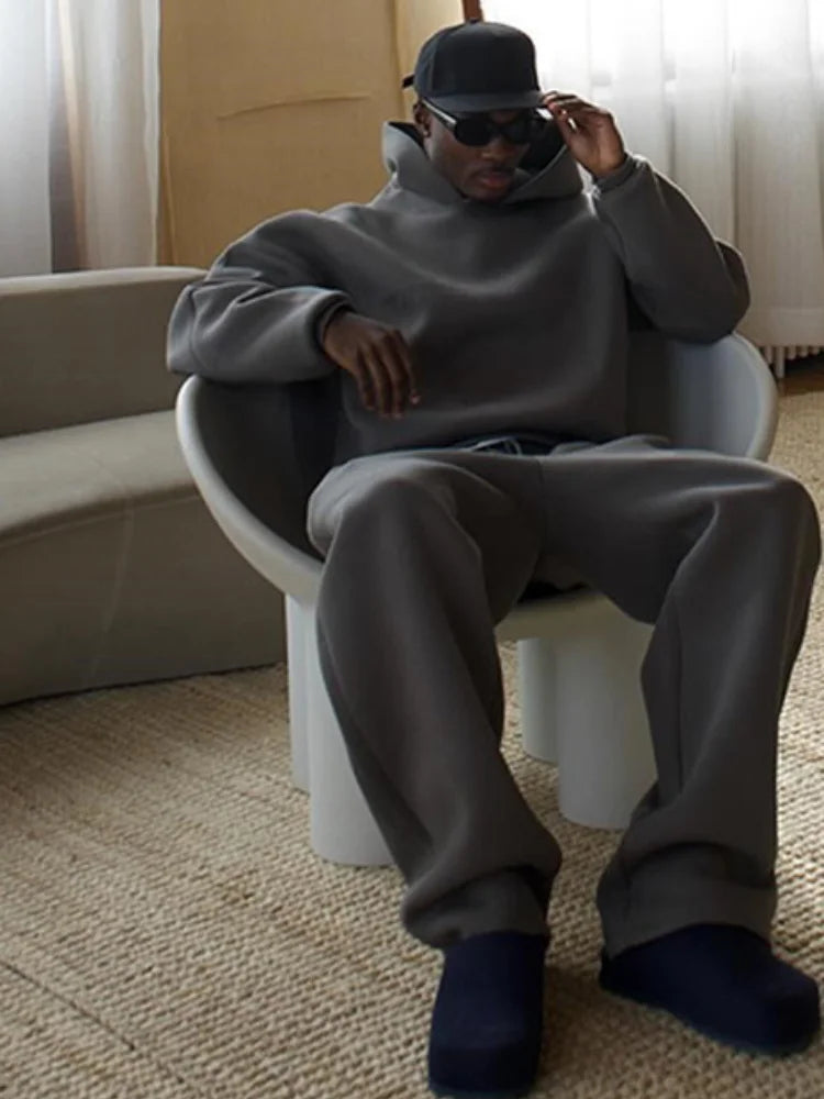 Bequemer Herren Oversized Freizeitanzug: Hoodie & Jogger für Sport, Entspannung und täglichen Komfort.