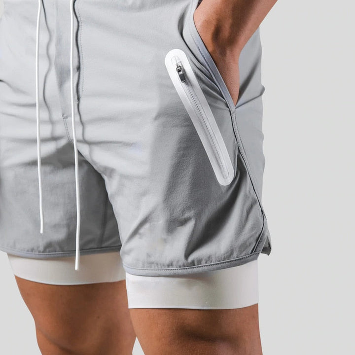 Schlichte Herren 2-in-1-Sporthose in Schwarz, Basic für jeden Sportler.
