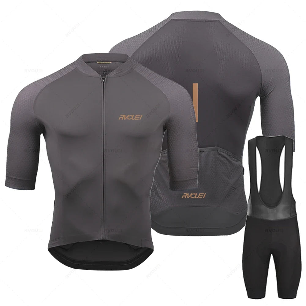 Hochwertiges Herren Fahrradset mit ergonomischer Radhose & leichtem Sommer-Radtrikot.