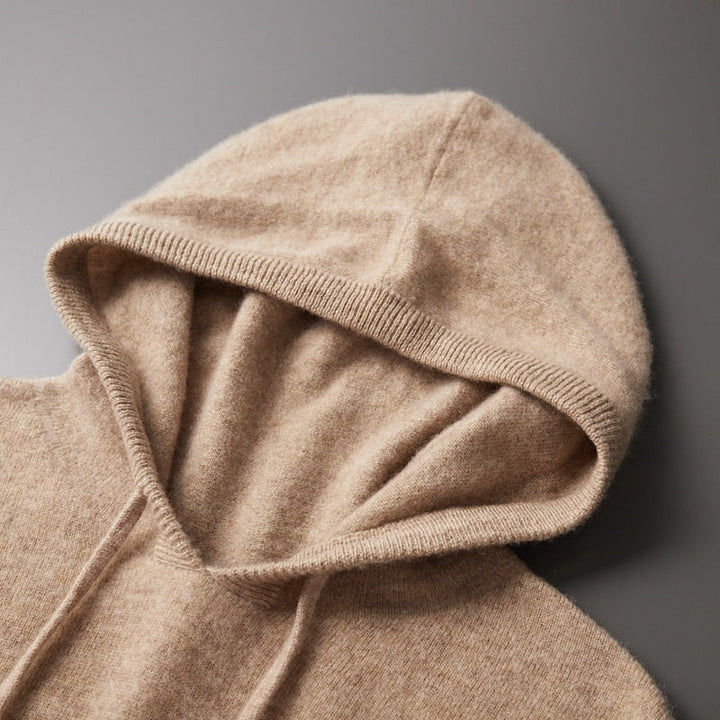 Moderner Herren Hoodie, komfortable Alltags- und Reisebekleidung, stilvoll & praktisch.