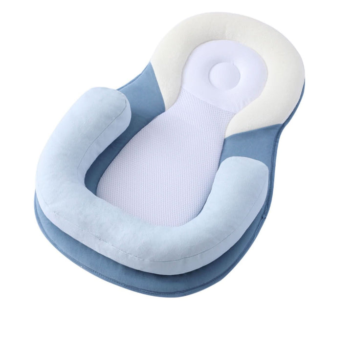 Weiches Baby Lagerungskissen, atmungsaktiv & hypoallergen, bietet ergonomischen Komfort für Säuglinge & sicheren Schlaf.