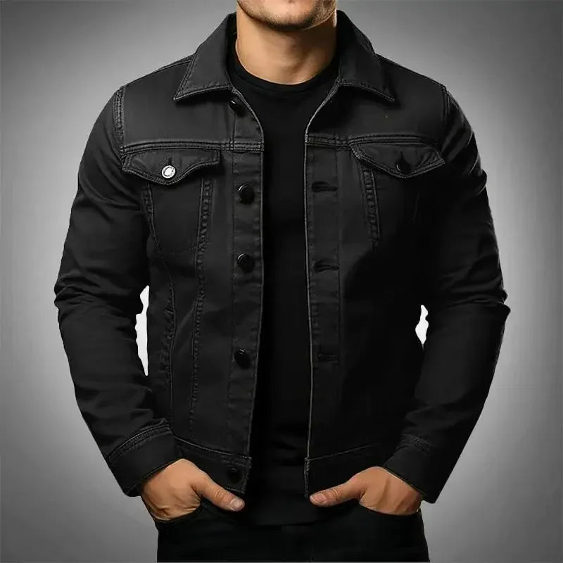 Klassische Herren Jeansjacke Noah aus robuster Baumwolle, stilvolle Denimjacke für zeitlose Herrenmode.