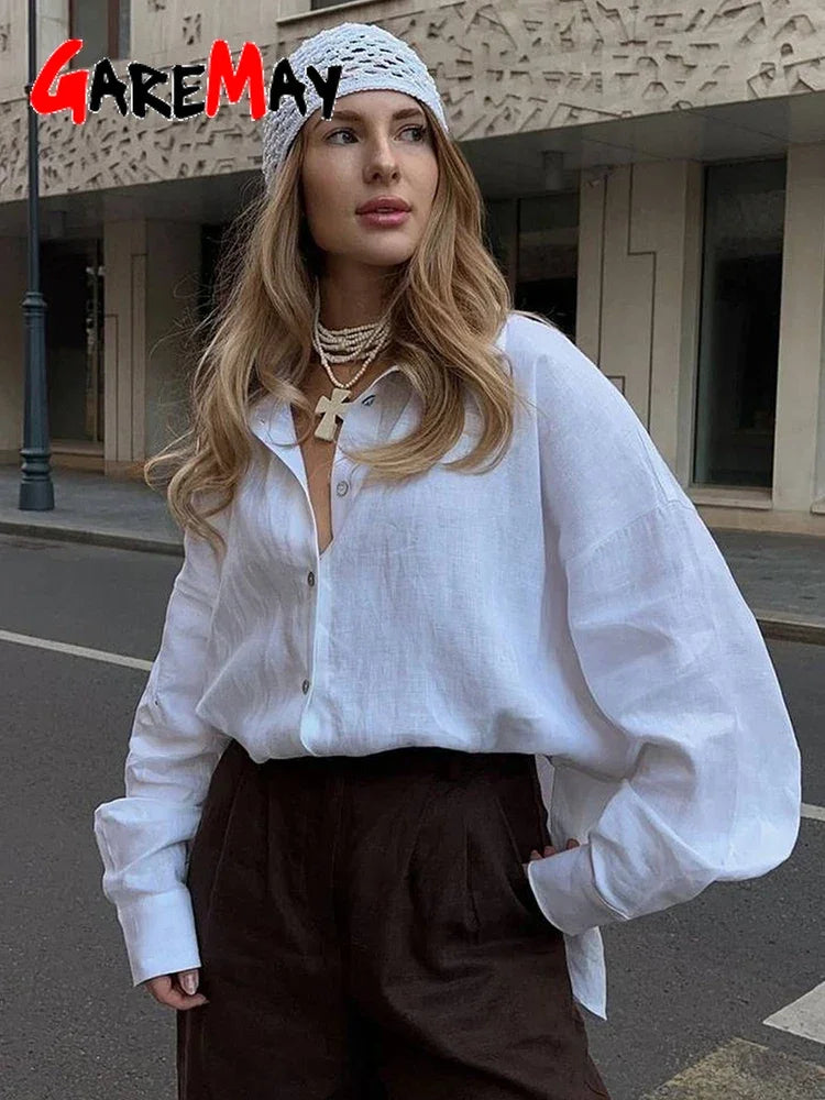 Damen Oversize Bluse Violetta in Weiß, luftig & stilvoll für den Sommer. Ideale Freizeitbluse.