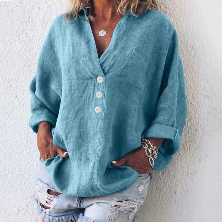 Feine, elegante Damenbluse als vielseitiges Oberteil für stilvolle Sommer- und Frühlings-Looks.