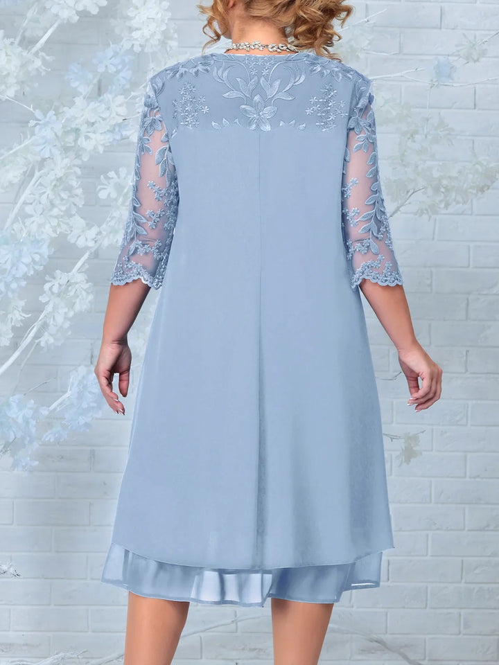 Stilvolles Damen Abendkleid Übergröße mit detailreicher Stickerei & Ärmeln. Ganzjährig tragbar.