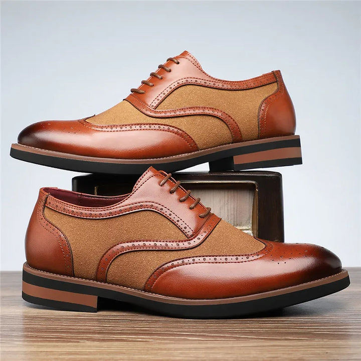 Bequeme zweifarbige Herren Oxford Schuhe, ideal für Business, Büro und Freizeit.