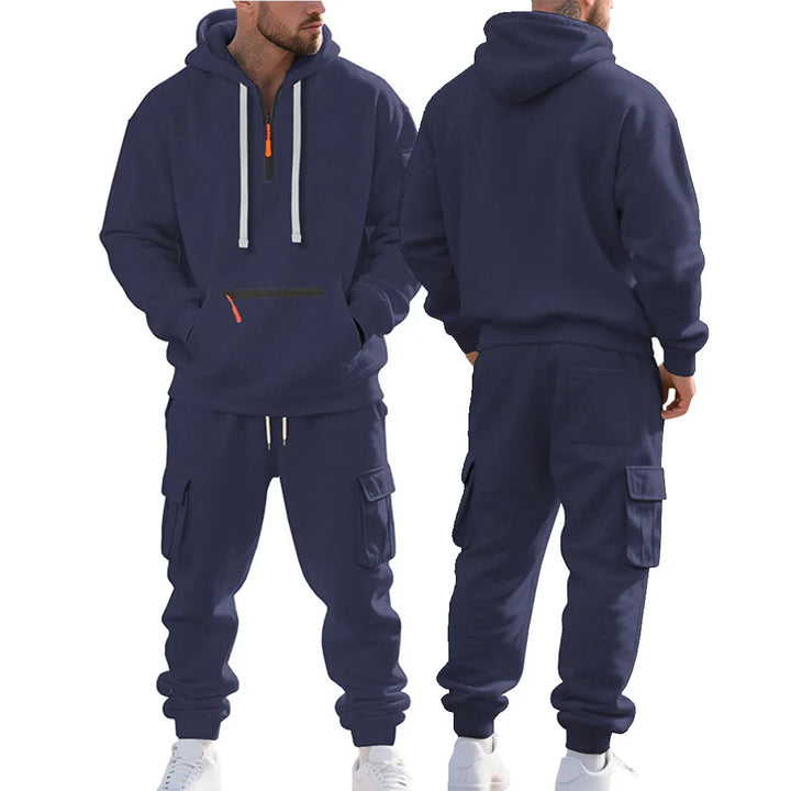Herrenmode Winterset: Sportlicher Hoodie & bequeme Hose. Warmer Kapuzenpullover & Jogginghose für Herren-Freizeit.