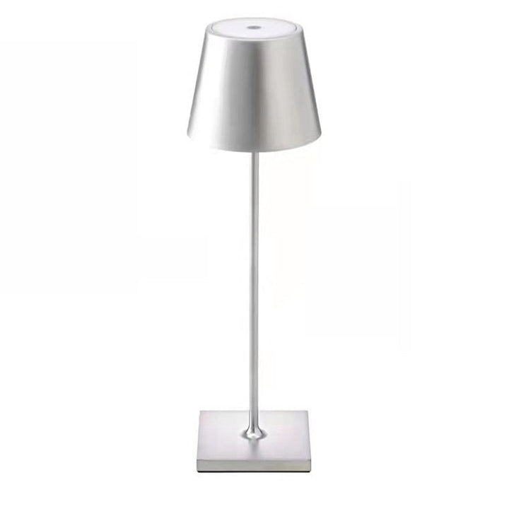 Kabellose LED Tischlampe als Gartendekoration, aufladbar, für stimmungsvolle Beleuchtung.
