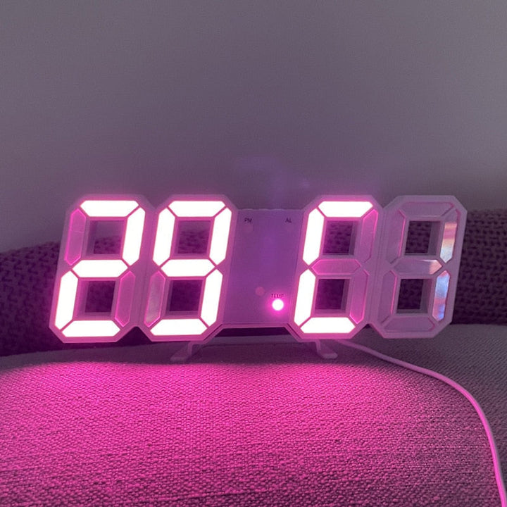 LED Digitaluhr mit schlichtem Design, ein zuverlässiger Wecker und Wanduhr für Büro oder Schlafzimmer.