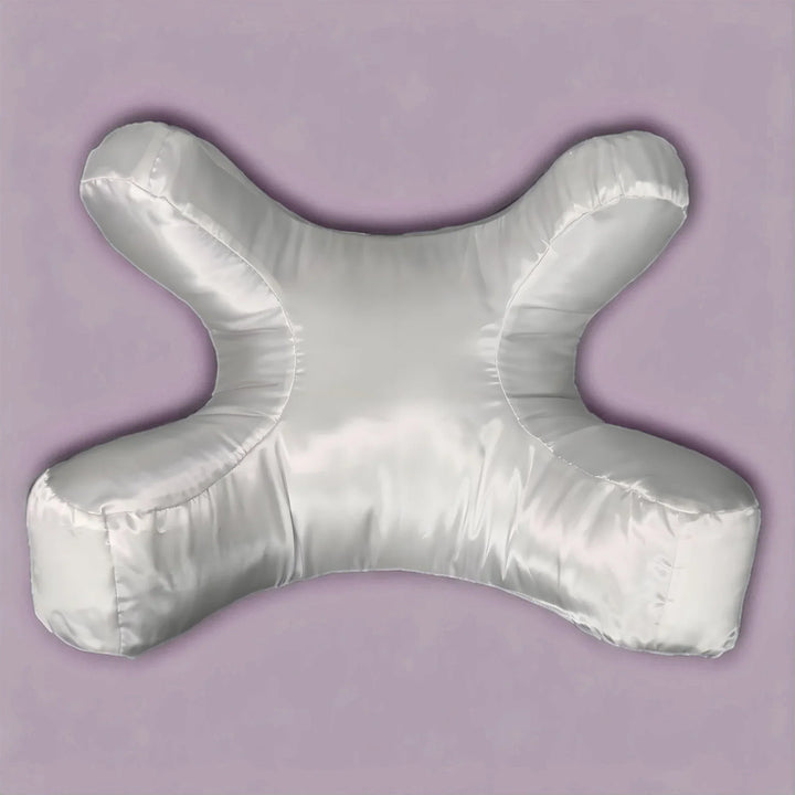 Ergonomisches Satin-Gesichtskissen für faltenfreie Haut, geschützte Wimpern & ultimativen Komfort.