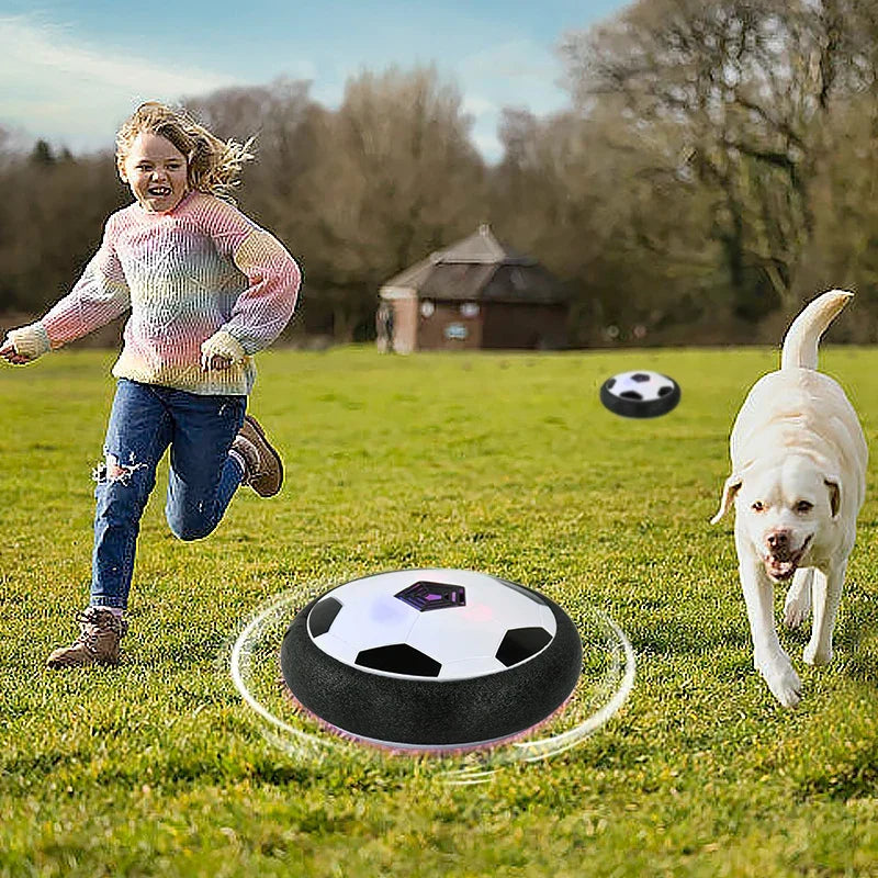 Vielseitiger schwebender Fußball, elektrisch, als Kinderspielzeug für spannende Bewegungsspiele drinnen und draußen.