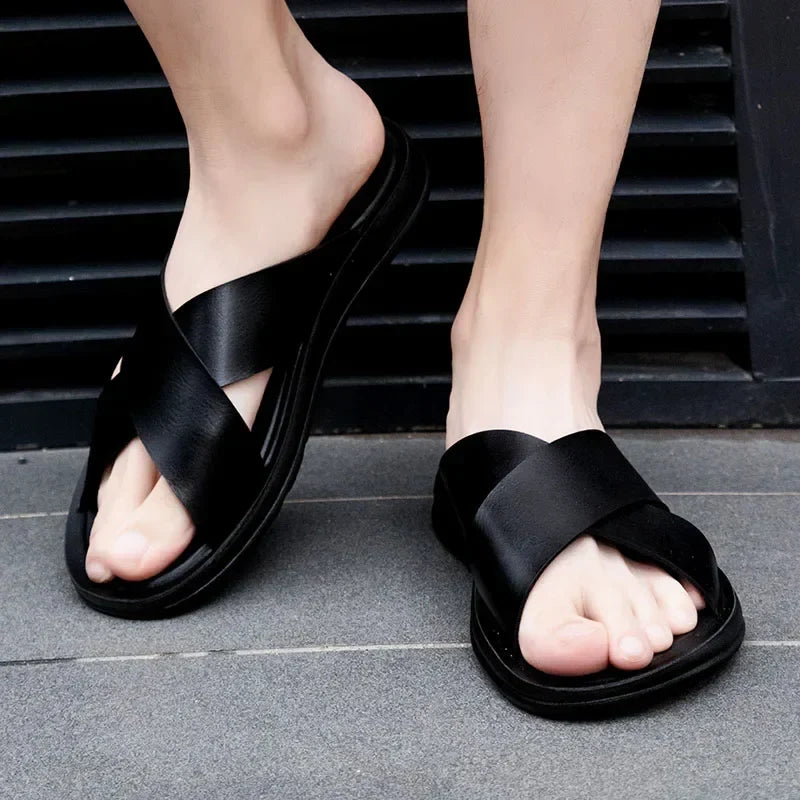 Stilvolle Herren Slip-on Sandalen Lorenzo für den Sommer. Elegante Pantoletten & bequeme Sommerschuhe.