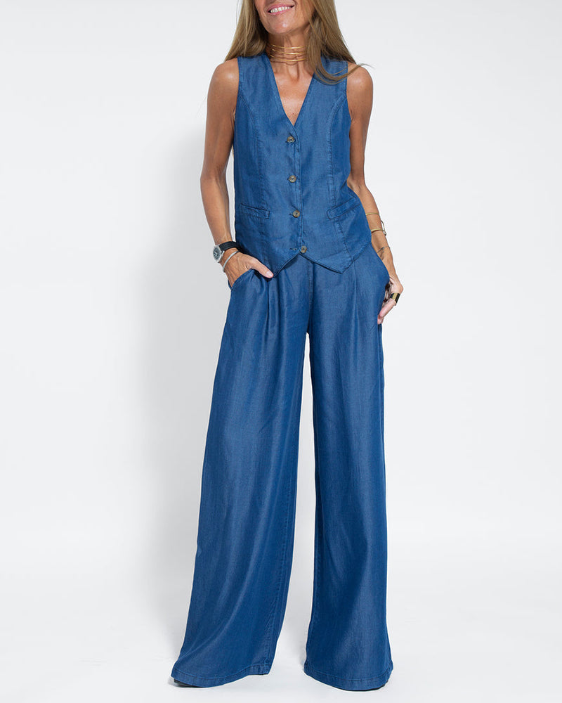 Elegantes Damen Herbst Outfit Set: Weste & weite Hose, für einen professionellen und modischen Auftritt.