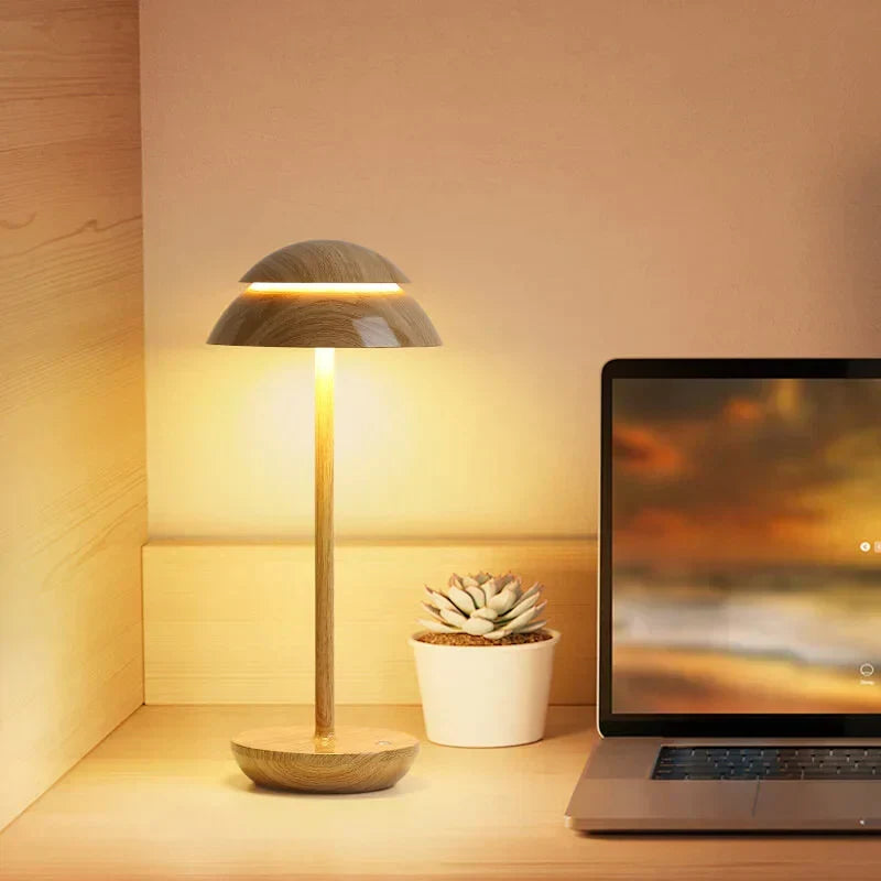 Minimalistische LED Tischleuchte mit modernem Design, ideal für Wohnzimmer & Büro. Schafft stilvolles Ambiente.
